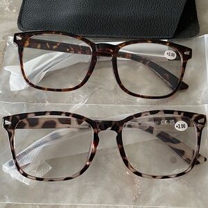 NWT Two pairs readers 2.0 tortoiseshell blue light combination readers brown